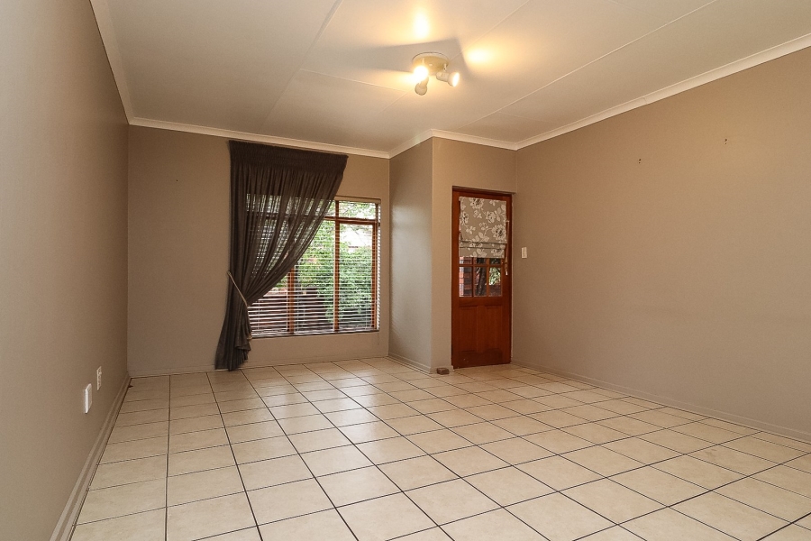 2 Bedroom Property for Sale in Flamwood North West